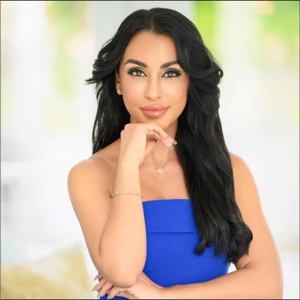 Meet your Posher, Deniz